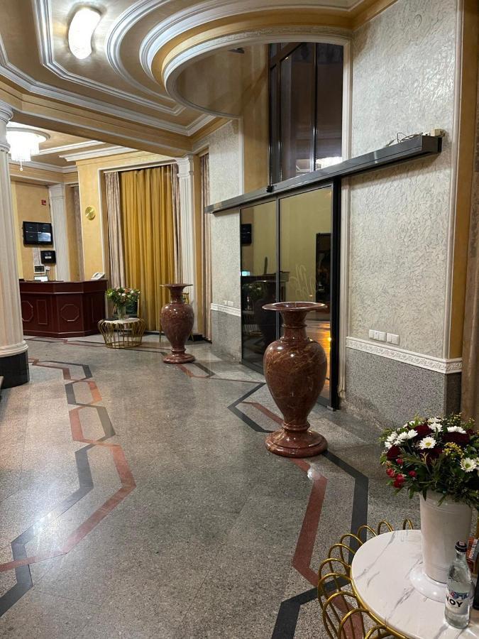 Joy Hotel Yerevan Bagian luar foto