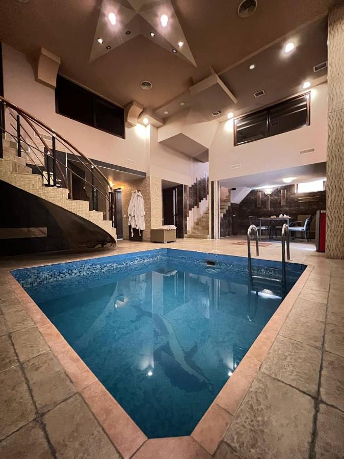 Joy Hotel Yerevan Bagian luar foto