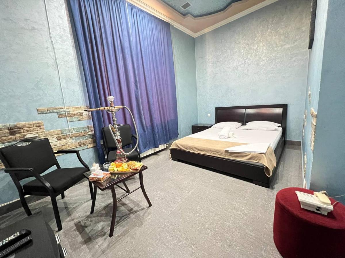Joy Hotel Yerevan Bagian luar foto