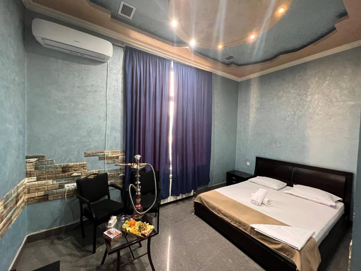 Joy Hotel Yerevan Bagian luar foto